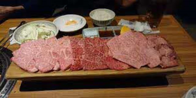 炭火烤肉丸九